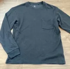 ユニクロ　ロンT カットソー　160