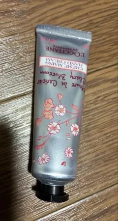 【新品未使用】L'OCCITANE ハンドクリーム チェリーブロッサム30ml