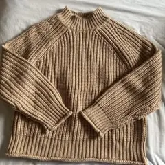 guベージュ リブ編み 長袖セーター