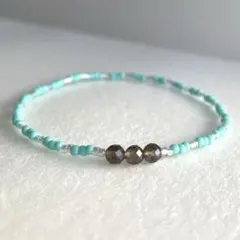 ガラスビーズ ブレスレット