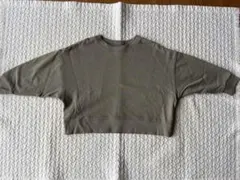 T2 カーキ　クロップドトレーナー 110cm