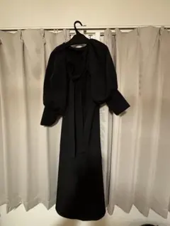 新品未使用　ブラック ロングワンピース Mサイズ 結婚式