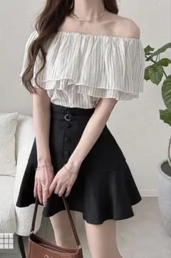 GRL グレイル ストライプ柄オフショルダーフリルブラウス