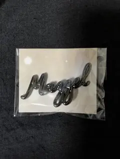 【未開封】MAZZEL “Only You” カーシヴブローチ