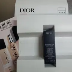 Dior 新フォーエヴァーフルイドスキングロウ ファンデーション サンプル 0N