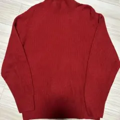 ✨ユニクロ✨　タートルネック　赤 ニットセーター Mサイズ♪