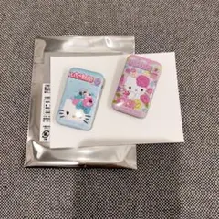 キティ いちご新聞　限定　Sanrio レア　缶バッジ　2個セット