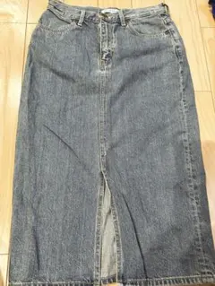 ⭐︎AZUL BY MOUSSY デニムタイトスカート⭐︎のサムネイル