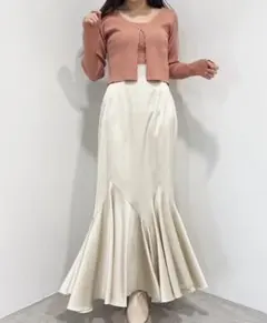 サテンマーメイドスカート