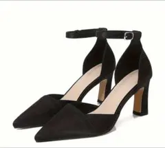 ブラック ポインテッドトゥ アンクルストラップ パンプス