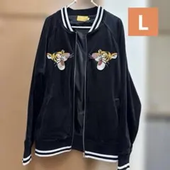 ディズニーリゾート ティガー刺繍　ベロア素材　ジャケット Lサイズ