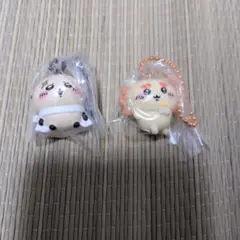 ちいかわ　マスコットつきビスケット　ラッコ＆シーサー　2種