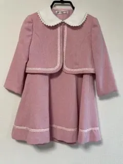 ピンクのジャケット付きドレス