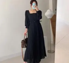 韓国シンプル大きいサイズ　レディースゆったりロングワンピース長袖　無地　黒