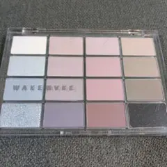新品未使用　WAKEMAKE ソフトブラーリングアイパレット 13のサムネイル