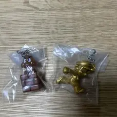 ゴールドマリオとクリボー　ガチャガチャ