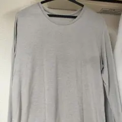 メンズМ　ユニクロヒートテックグレー 丸首長袖カットソー