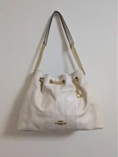 COACH エヴリン ショルダー バッグ・キルティング アンド チャーム