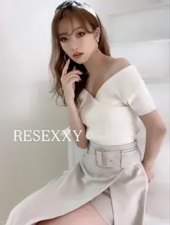 【美品】RESEXXY フロントクロス ニット トップス