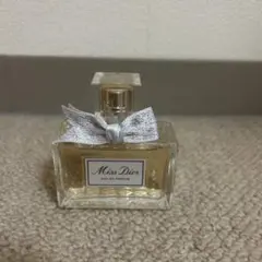Miss Dior Eau de Parfum 箱付き