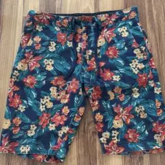 6.BEAMS HEART ショートパンツ 花柄　Mサイズ　メンズ