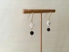 【新品未使用】天然石ピアス♡イヤリング変更可✽ブラックトルマリン✽花型
