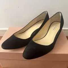 美品】マノロブラニク 36キエッタ スエード ポインテッドトゥ 黒