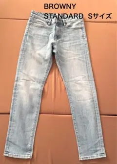 Item thumbnail for item dd9feba2-d00f-40b1-ada9-f73d1cf8dff7