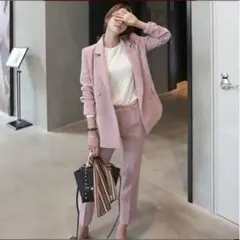 【新品&未使用】ピンクスーツ　セットアップ