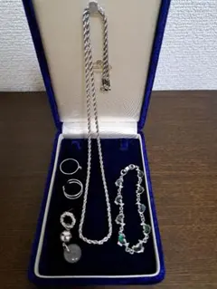 遺品整理・生前整理 - メルカリ