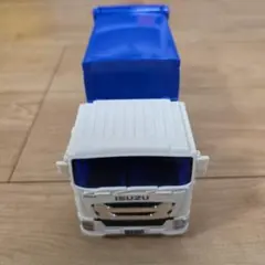 非売品 ISUZU GIGA 80th Anniversary ミニカー - メルカリ