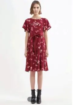 期間限定お値下げ【新品・完売品】ジルスチュアート ポリシアフラワーワンピース