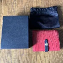 クロコダイル　二つ折り財布　レッド