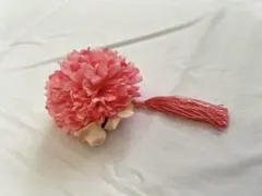 ピンクの花モチーフ髪飾り