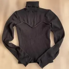 fifth 黒 タートルネック リブ編みニット