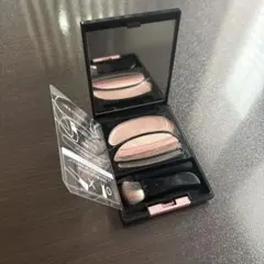 【中古美品】AUBE couture ブラシひと塗りシャドウ 562 ピンク系のサムネイル