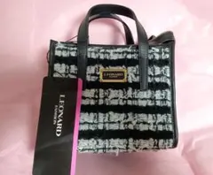 Item thumbnail for item 9a59a9ab-c7ed-4774-8919-d4a509fcbc8a