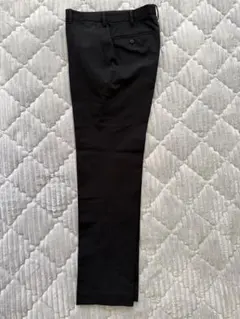 【新品試着のみ】UNIQLO 感動パンツ 黒ウエスト76