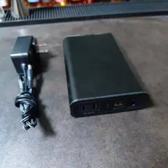 モバイルバッテリー（AC・USB出力対応）