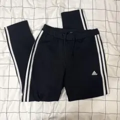 新品未利用adidasスポーツズボンアディダスユニセックス￼￼Mサイズ