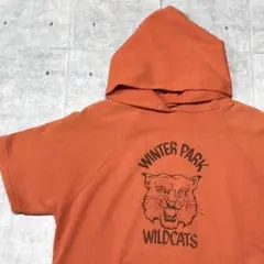 オレンジ パーカー