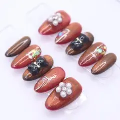 【443】ネイルチップSサイズ ブラウン 赤　くま 立体 ラメ 花　マグネット