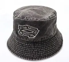 ワンミリオン・ムーンズ バケットハット　Mili　ハムハムパンパン