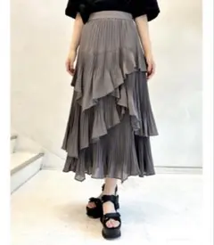 SNIDEL　プリーツティアードスカート