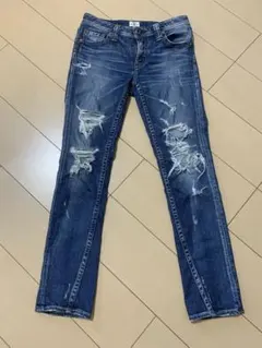 ロデオクラウンズ　ダメージ加工デニムパンツ
