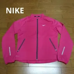 NIKE トレーニングウェアのサムネイル