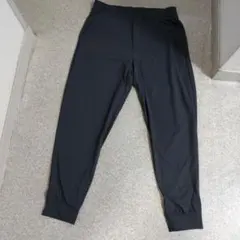 ユニクロ ウルトラストレッチ アクティブ ジョガーパンツ ダークグレー L