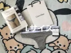 Lサイズ　グレー　Calvin Klein Tバック レディース　下着　新品のサムネイル
