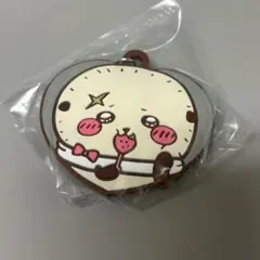 ちいかわ ハートのラバーマスコットキーホルダー　ラッコ
