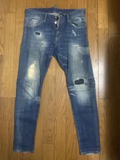 DSQUARED2 ダメージデニムパンツ　48